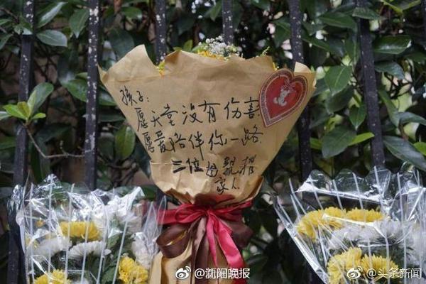 彻夜狂欢！掘金全队前往赌城拉斯维加斯酒吧蹦迪